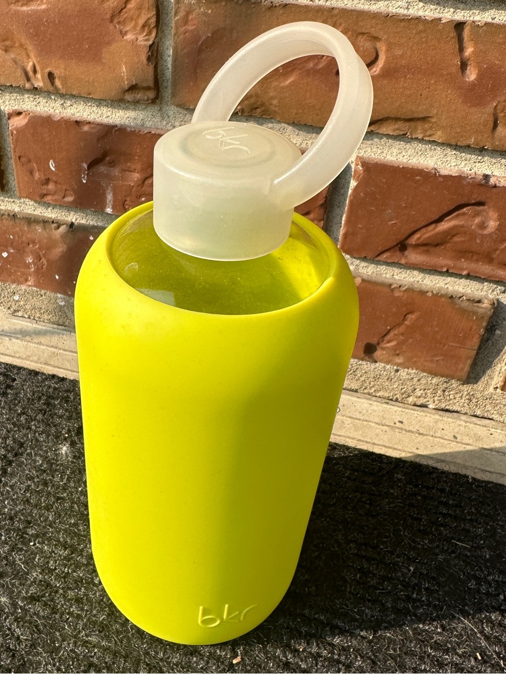 Rare! BKR large 1L (32 oz) Gigi Opaque Lime yellow Glass Water Bottle